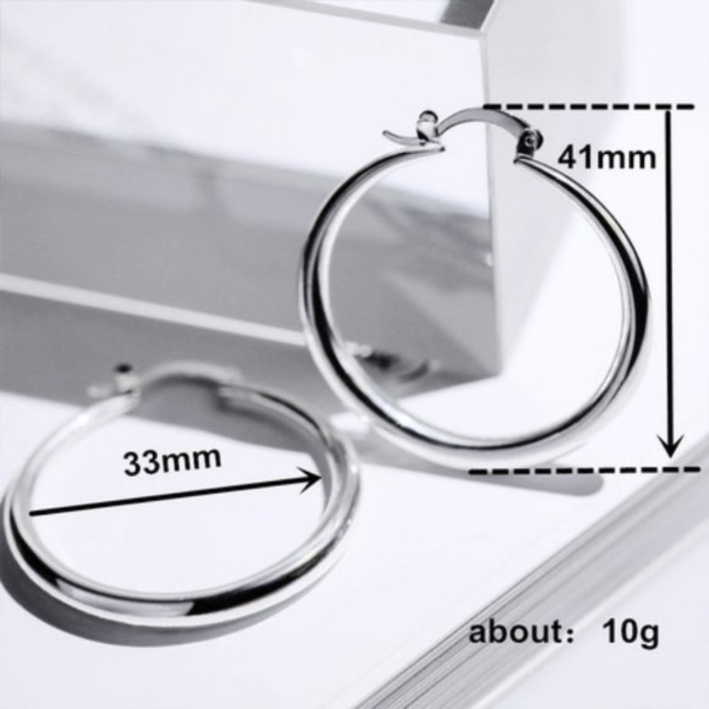 NEW 18K White Gold 1.5'' Round Hoop Earrings - Picture 3 of 3